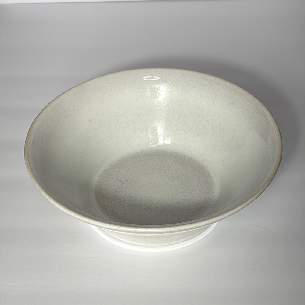 Retired Pier 1 Speckled‎ Stoneware White Ceramic Round Bowl